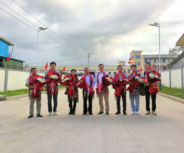 ��������Эʢȫ������ϯһ�е���������ʱ˿�񣨼���կ����ҵ԰